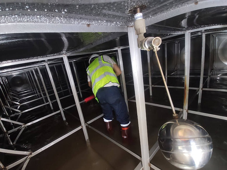 不銹鋼水箱養護