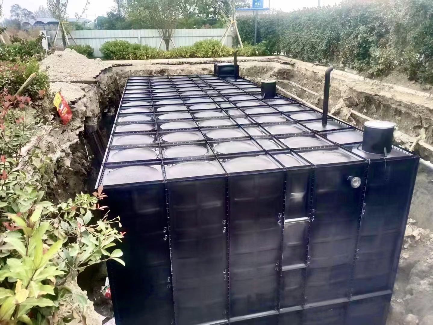 成都佛羅倫薩小鎮地埋式一體式消防泵站安裝